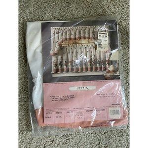 Vintage Curtains Floral Petals Valance